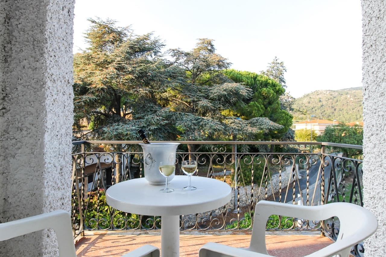 Hotel Riviera Pietra Ligure Eksteriør billede