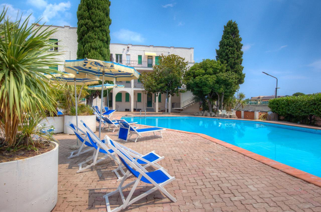 Hotel Riviera Pietra Ligure Eksteriør billede