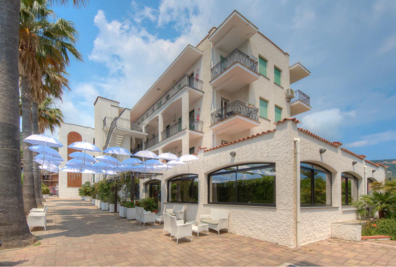 Hotel Riviera Pietra Ligure Eksteriør billede