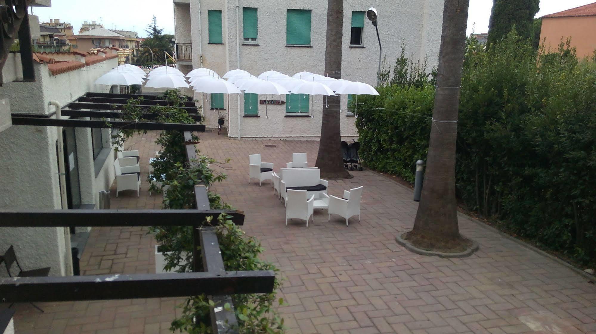 Hotel Riviera Pietra Ligure Eksteriør billede