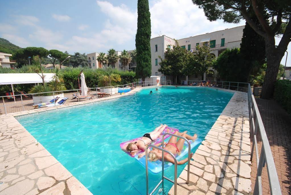 Hotel Riviera Pietra Ligure Eksteriør billede